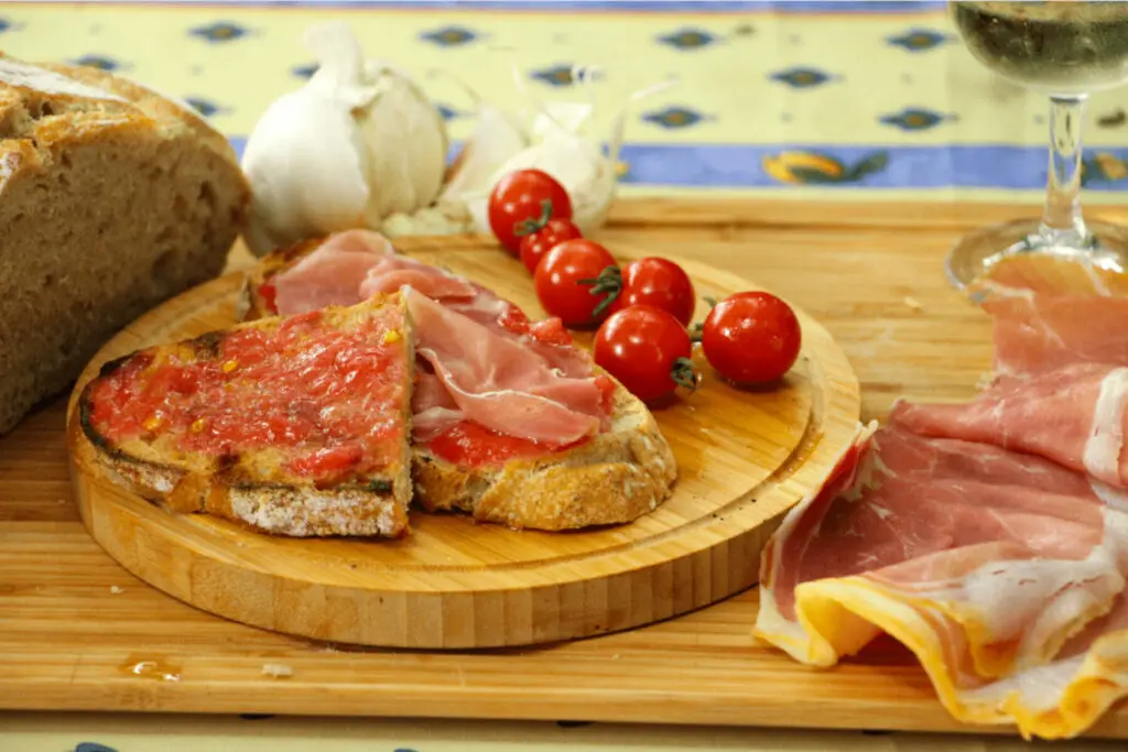 pan con tomate